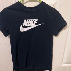 Nike tee
